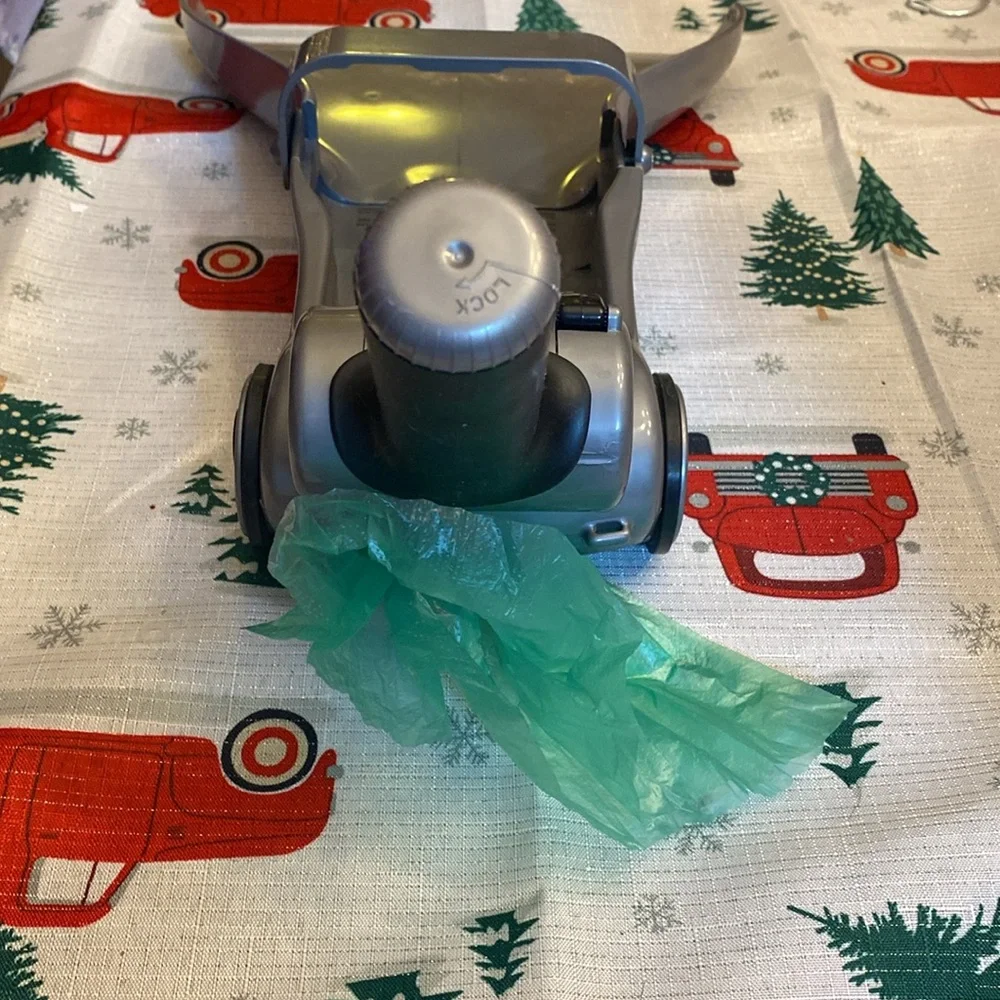Shark Pooper Scooper